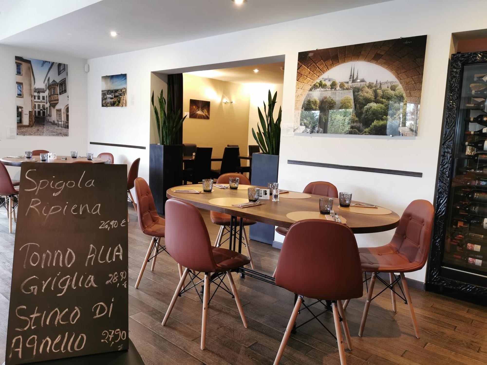 Bivius Hotel Restaurant Luxembourg Strassen Zewnętrze zdjęcie
