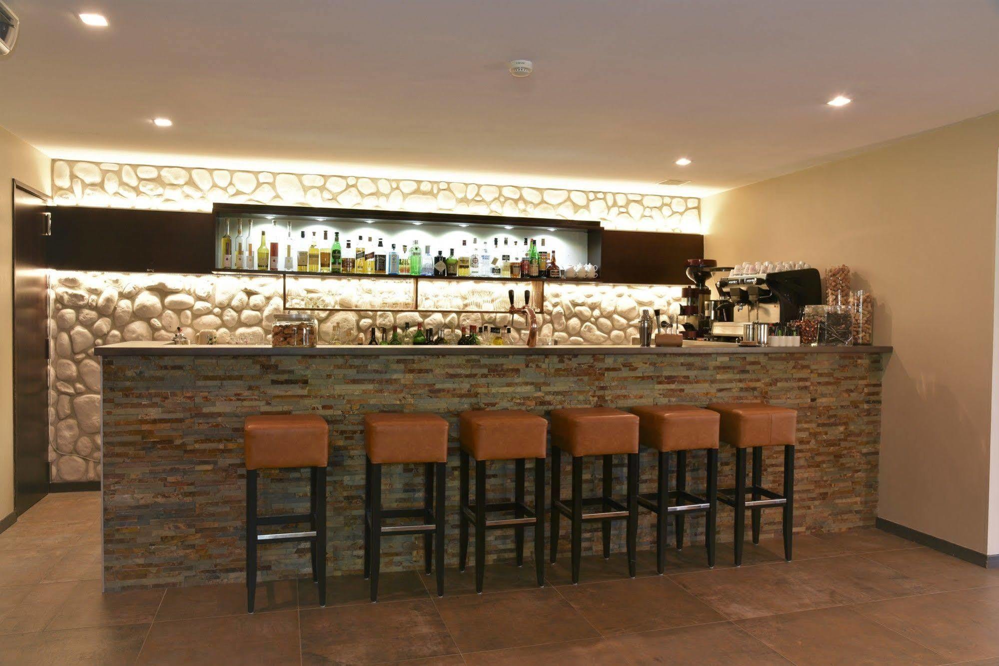 Bivius Hotel Restaurant Luxembourg Strassen Zewnętrze zdjęcie