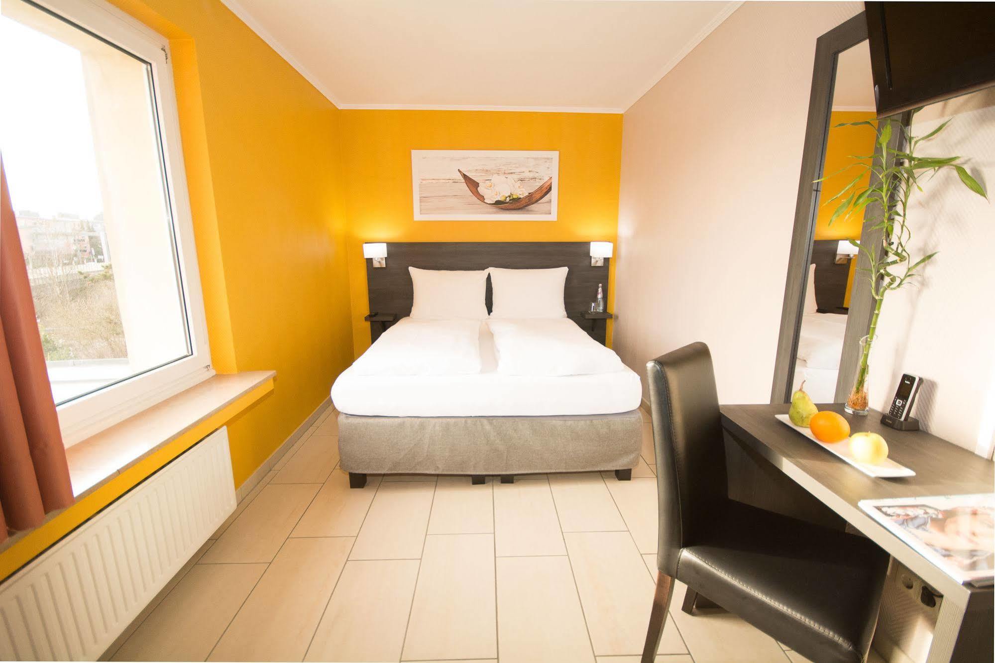 Bivius Hotel Restaurant Luxembourg Strassen Zewnętrze zdjęcie